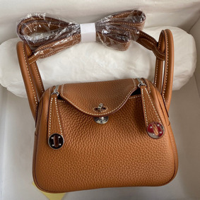 1:1 Replica Hermes Mini Lindy Handmade Bag In Gold Clemence Leather HMSKDEZ4WNY