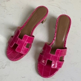 Hermes Oasis Sandals In Rose Red Shiny Niloticus Crocodile Replica HMS2I6PM07I