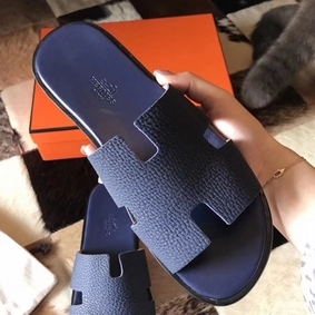First-class Quality Hermes Izmir Sandals In Navy Blue Clemence Leather HMSO2I63CZK