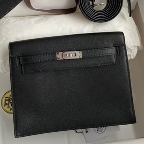 Top Replica Hermes Kelly Danse II Bag In Black Evercolor Calfskin HMS70C556UP