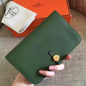 Hermes Dogon Duo Wallet In Green Clemence Leather Replica HMSI2I4B922