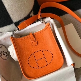 Hermes Evelyne III TPM Bag In Orange Clemence Leather Replica HMSOWBA80DD