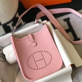 Hermes Evelyne III TPM Bag In Pink Clemence Leather HMSWH0GWKK5