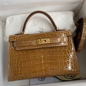 Fake Hermes Kelly Mini II Sellier Handmade Bag In Ficelle Shiny Alligator Leather HMSR24RY2ZM