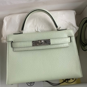 Hermes Kelly Mini II Sellier Handmade Bag In Vert Fizz Chevre Mysore Leather Top Replica HMSPF74J5Z6