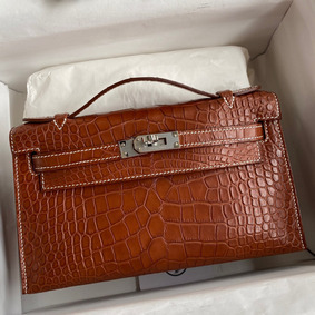 Replica Hermes Kelly Pochette Handmade Bag In Gold Matte Alligator Leather HMSSXW2TJ7Y