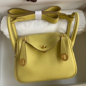 Replica Hermes Mini Lindy Handmade Bag In Jaune Poussin Clemence Leather HMS5B5V8B78