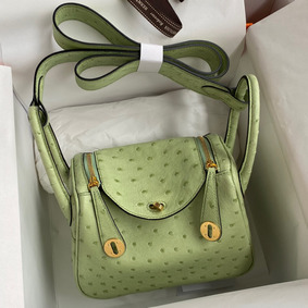 Hermes Mini Lindy Handmade Bag In Vert Cypres Ostrich Leather Replica HMSCR9FQWCK