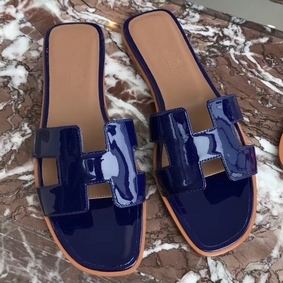 Hermes Oran Sandals In Blue Patent Leather Top Replica HMS9MZ94PP6