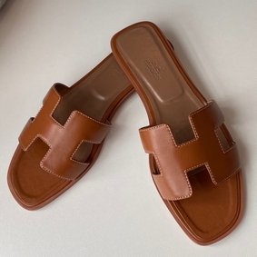Imitation Hermes Oran Slide Sandals In Gold Swift Calfskin HMSXQH72173
