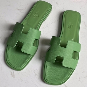 First-class Quality Hermes Oran Slide Sandals In Vert Criquet Epsom Calfskin HMS58RXDUG9