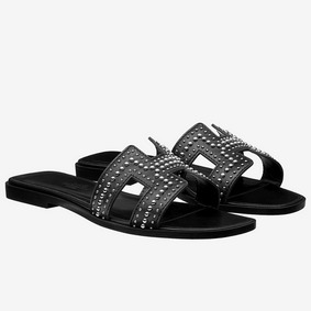 Hermes Oran Studs Sandals In Black Leather 1:1 Replica HMSQ8RV0CKN