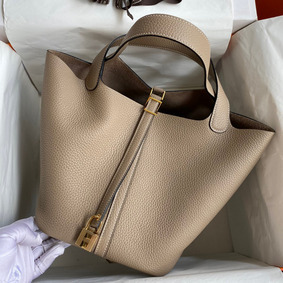 Top Replica Hermes Picotin Lock 22 Handmade Bag in Tourterelle Clemence Leather HMSUAJ00DXX