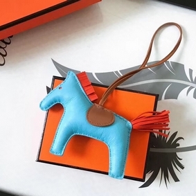 Imitation Hermes Rodeo Horse Bag Charm In Ciel/Camarel/Orange Leather HMSBIGQHTTZ