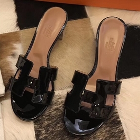 Hermes Oasis Sandals In Black Patent Calfskin Top Replica HMS3JO70VS8