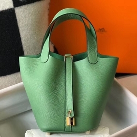 Imitation Hermes Picotin Lock 18 Bag In Vert Criquet Clemence Leather HMS5Z1CNQKI