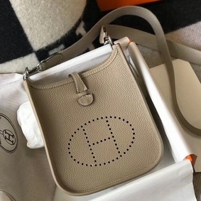 Hermes Evelyne III TPM Bag In Tourterelle Clemence Leather HMS0W26PH8D