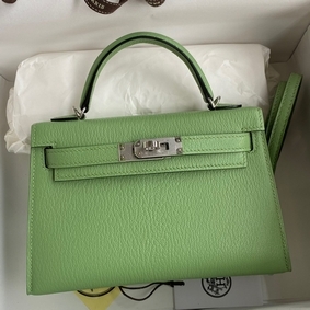Hermes Kelly Mini II Sellier Handmade Bag In Vert Criquet Chevre Mysore Leather 1:1 Replica HMSOXAAB2BE