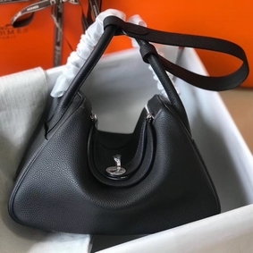 Hermes Lindy 26cm Bag In Black Clemence Leather HMSB105G06W