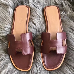 Hermes Oran Sandals In Bordeaux Swift Leather Replica HMSSV3TI602